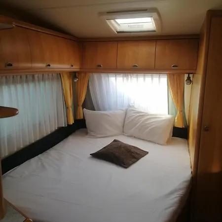 каравана сий-я-на *